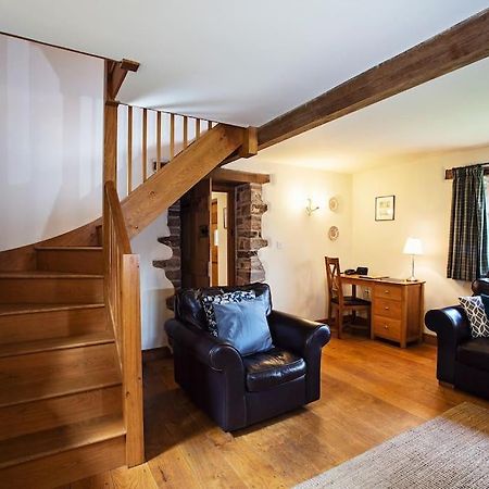 Cabalva Mill Cottage - Very Private And With Views Over The River Wye Clifford Exterior foto
